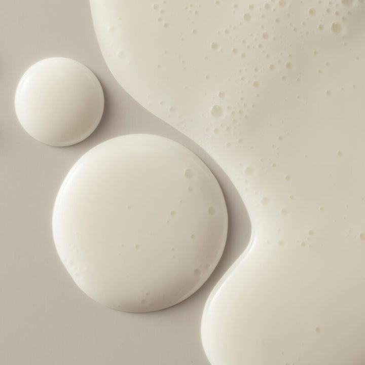 Clé de Peau Beauté Concentrated Brightening Serum