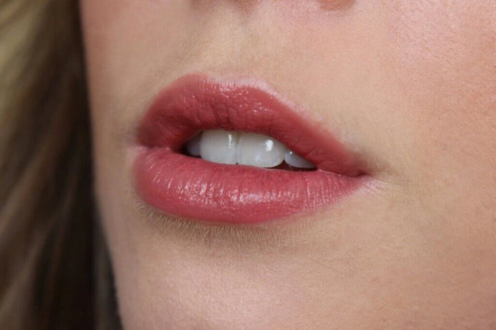 Laura Mercier Velour Lovers Lip Colour