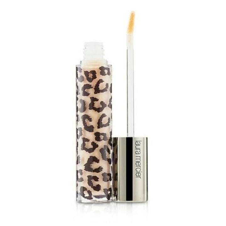 Laura Mercier Lacquer Up Acrylick Lip Varnish