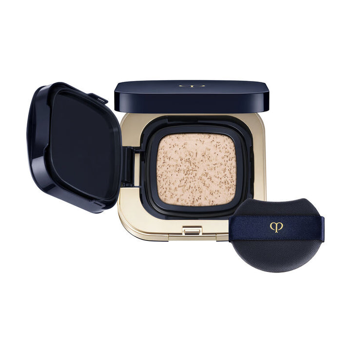 CLE DE PEAU Radiant Cushion Foundation