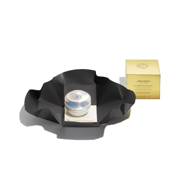 Shiseido Future Solution LX Total Protective Cream Broad Spectrum SPF 20 Sunscreen